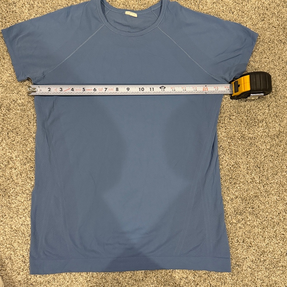 Athleta Seamless T Shirt - Picture 4 of 4